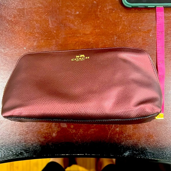 Metallic Leather Coach Cosmetics case NWOT - Picture 2 of 7